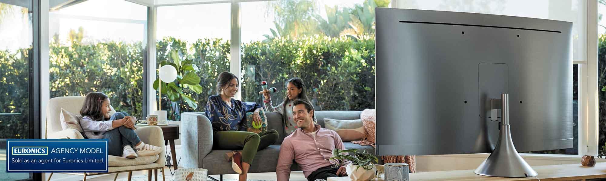 Samsung QE65Q8CN 65 inch Curved QLED Ultra HD Premium HDR 1500 4K Smart TV