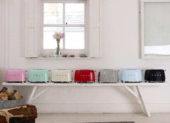 Smeg 50's Retro TSF01RDUK 2 Slice Toaster in Red