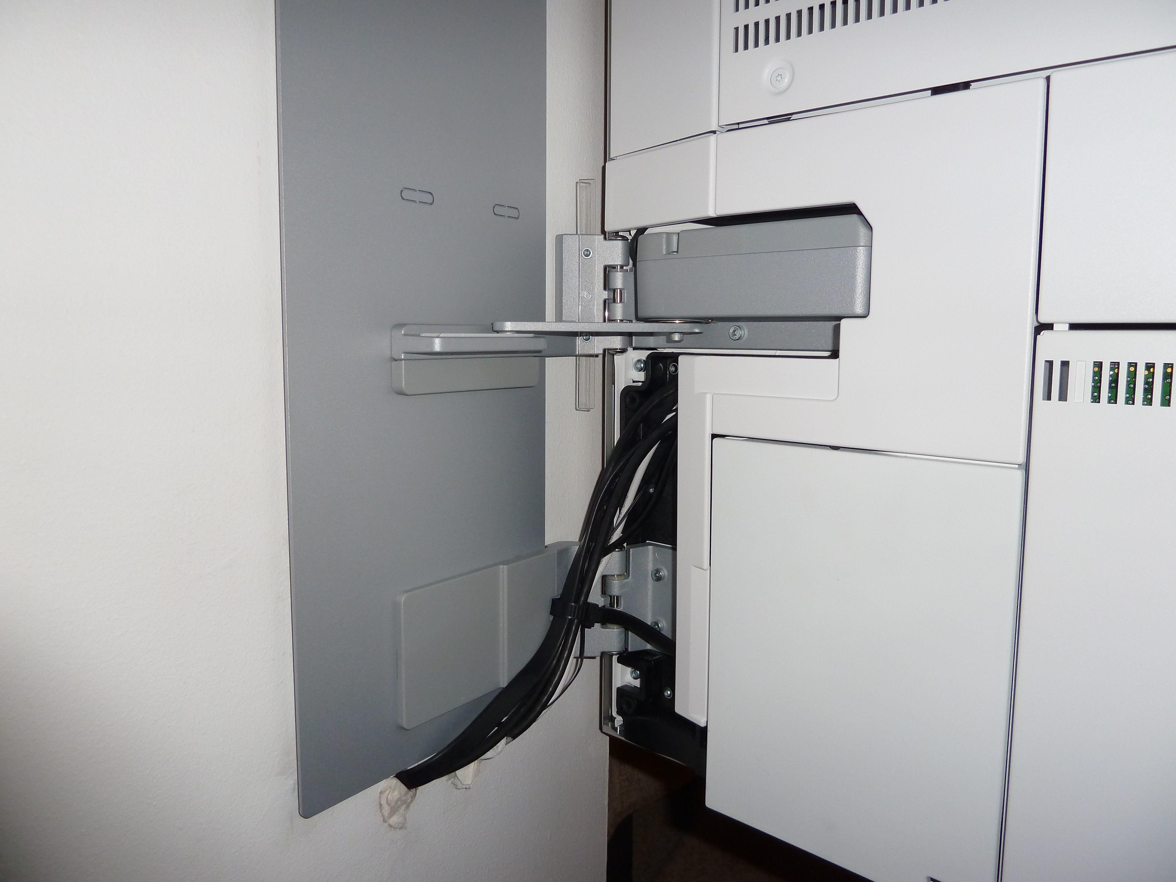 Bang & Olufsen BeoVision 11-40 Motorised Wall Bracket