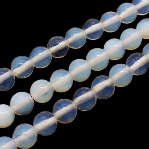 Opal Translucent Cream Round - 8mm