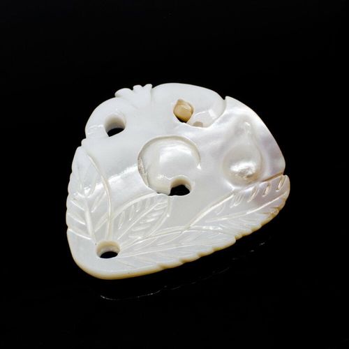 Shell Pendant Carved Drop 48mm for jewellery making