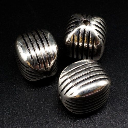 Acrylic Antique Silver Square Rice Beads 18mm 6pcs Stripes for jewellery making