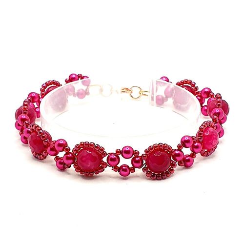 Abigal Jade Bracelets raspberry bracelet making kit — DIY set with beads and instructions for creating handmade jewelry