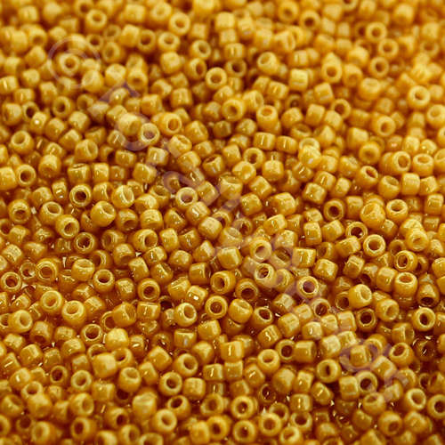 Toho Size 15 Seed Beads 10g - Opaque Luster Dark Beige