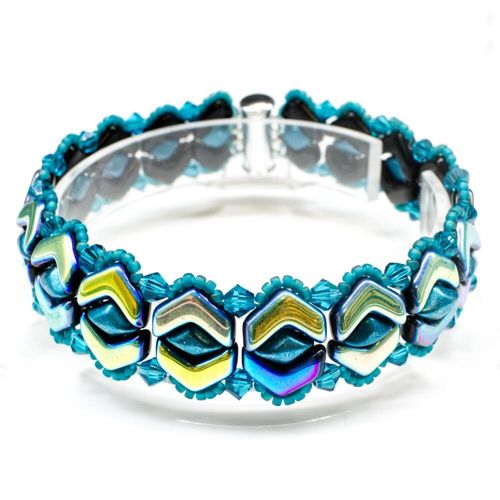 Vee Bead Bracelet ab quetzal green bracelet making kit — DIY set with beads and instructions for creating handmade jewelry