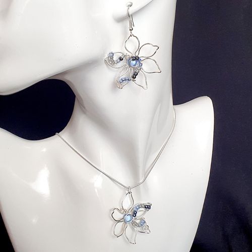 Gaia Wire Flower Jewellery Silver jewelry making kit — DIY set with beads and instructions for creating handmade jewelry