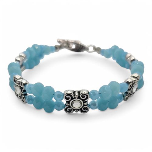 Vander Bracelets Makes 2 baby blue bracelet making kit — DIY set with beads and instructions for creating handmade jewelry