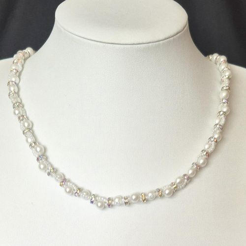 Delores Sparkle Pearl Necklace Bracelet pure white bracelet making kit — DIY set with beads and instructions for creating handmade jewelry