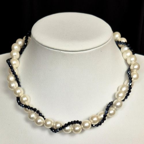 Audrey Pearl Twist Necklace Hematite necklace making kit — DIY set with beads and instructions for creating handmade jewelry