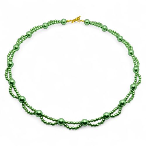 Dolores Pearl Necklace green necklace making kit — DIY set with beads and instructions for creating handmade jewelry