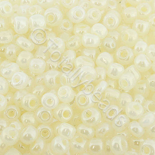 Seed Beads Pearl Shine Lemon - Size 6 100g