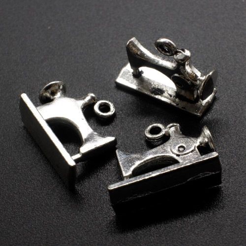 Antique Silver Metal Charm Sewing Machine 19mm 8pcs for jewellery making
