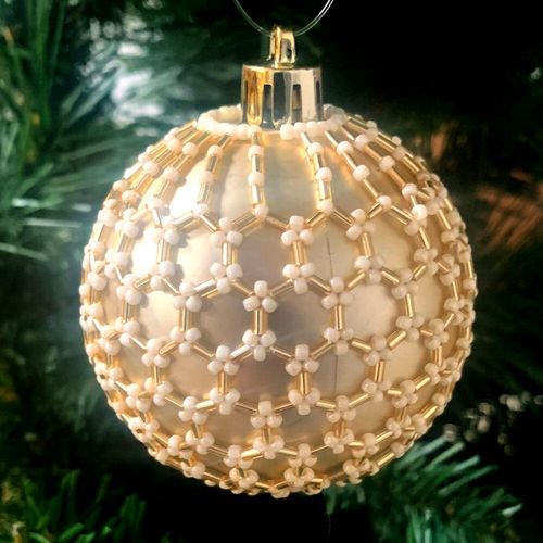 Primrose Bauble Zoom 27/6 gold jewelry making kit — DIY set with beads and instructions for creating handmade jewelry