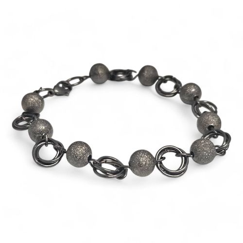 Mobious Stardust Bracelets Black bracelet making kit — DIY set with beads and instructions for creating handmade jewelry