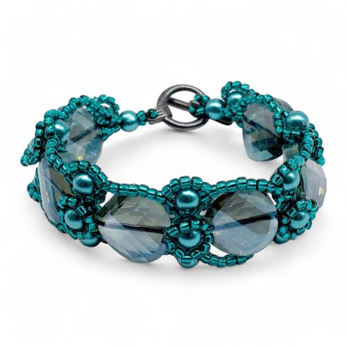 Curve Crystal Disc Bracelet Makes 3 teal bracelet making kit — DIY set with beads and instructions for creating handmade jewelry