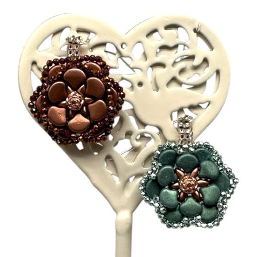 Ginko Flower Pendants x 4 copper green mix jewelry making kit — DIY set with beads and instructions for creating handmade jewelry