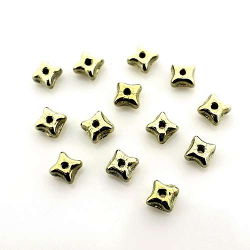 Czech Pinch Square 5mm - Brass 70pcs