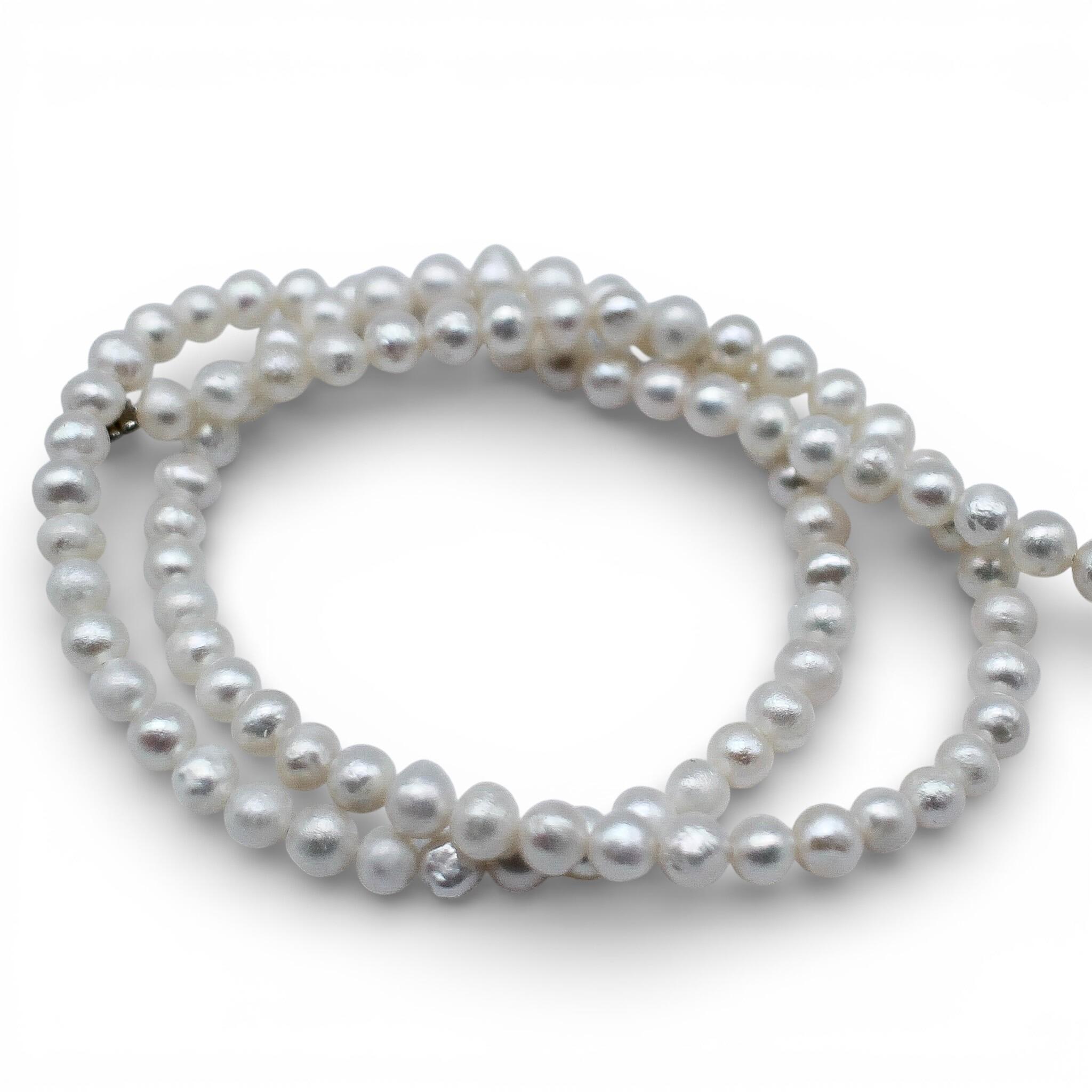 Freshwater Pearls 4 5mm Round White 14" String for jewellery making