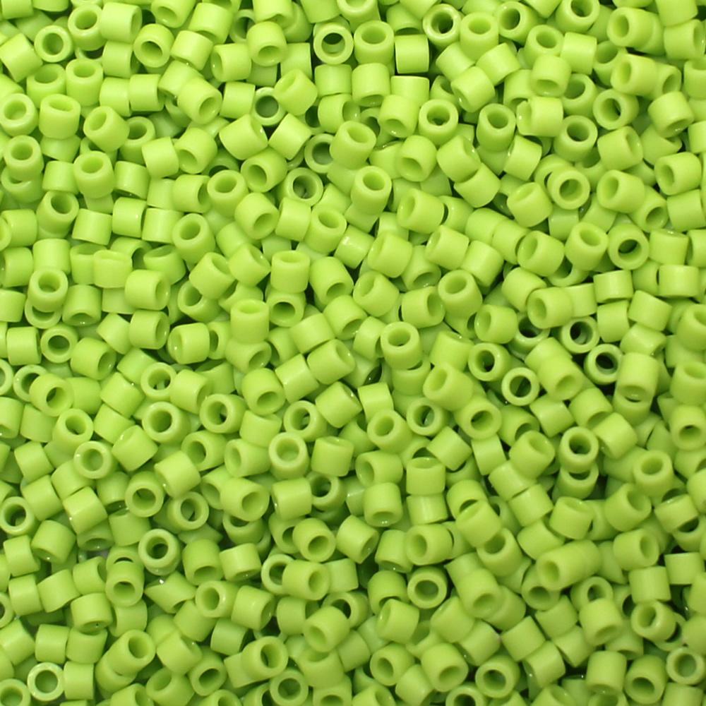Toho Treasure Size 11 5g - Opq Frost Sour Apple