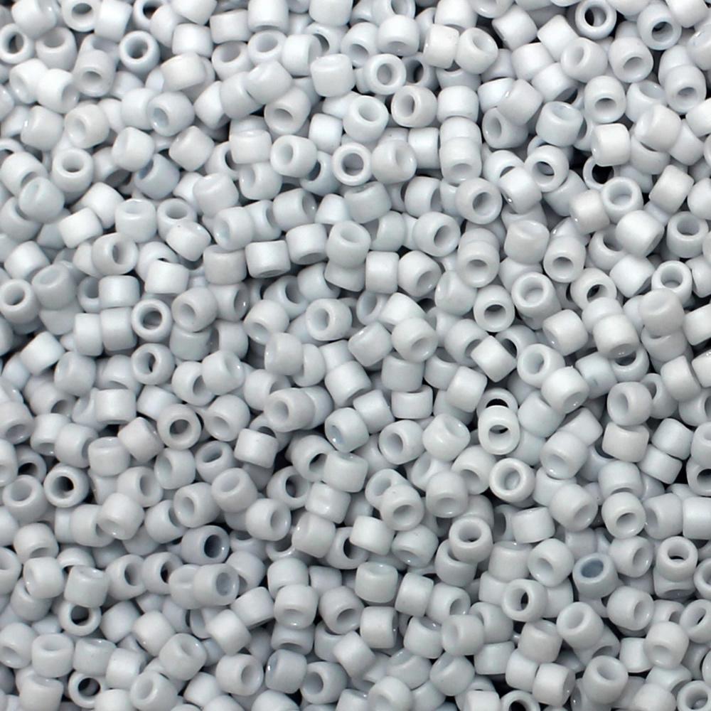 Toho Treasure Size 11 5g - Opq Pastel Frost Lt Grey