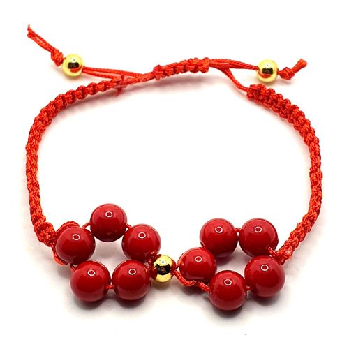Macrame Flower Bracelet red bracelet making kit — DIY set with beads and instructions for creating handmade jewelry