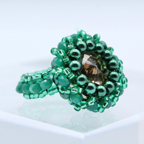 Bling Rings Pack moss green jewelry making kit — DIY set with beads and instructions for creating handmade jewelry