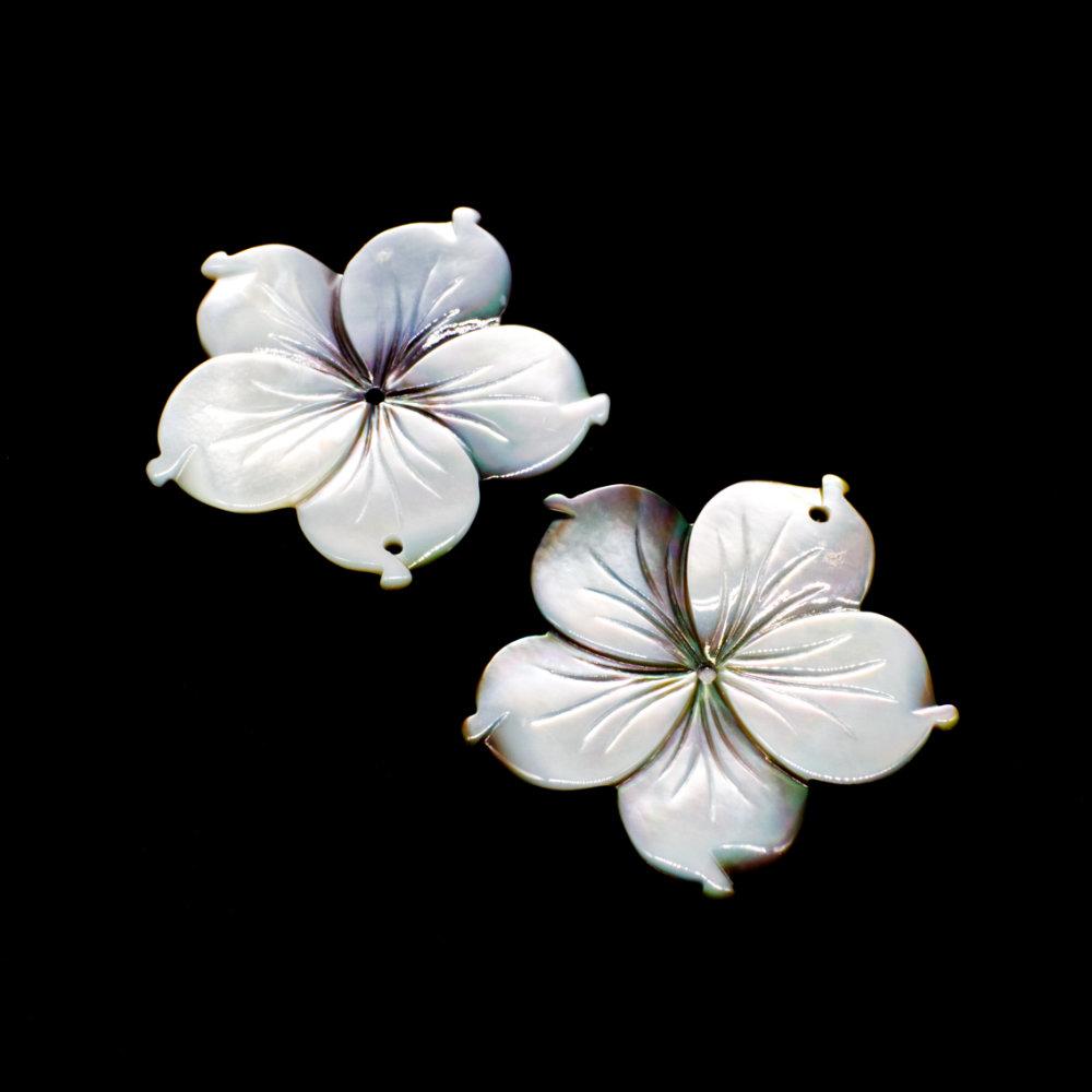 Mother of Pearl Pendant 5 Petal Flower 30mm Silver Grey for jewellery making