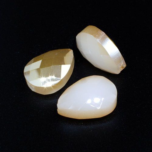18mm crystal beads gold cream, pack of 8 — faceted for jewelry making and beadwork
