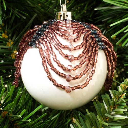 Lillian Bauble Zoom 28/3 amethyst jewelry making kit — DIY set with beads and instructions for creating handmade jewelry