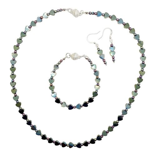 Hematite Heart Jewellery green jewelry making kit — DIY set with beads and instructions for creating handmade jewelry