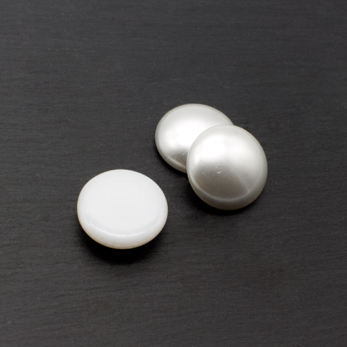 Par Puca Cabochon - 14mm - White Pearl