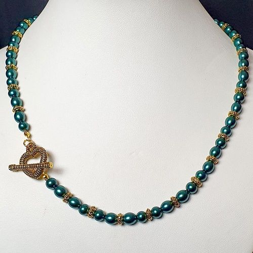 Amy Pearl Jewellery teal jewelry making kit — DIY set with beads and instructions for creating handmade jewelry