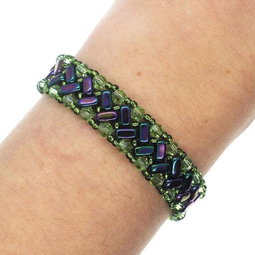 Hermione Bracelet iris green bracelet making kit — DIY set with beads and instructions for creating handmade jewelry