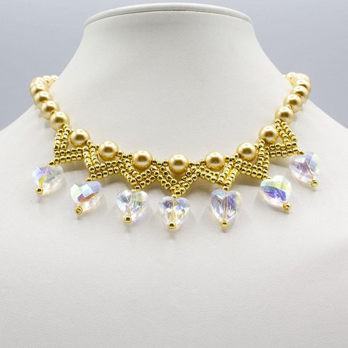 Aimee Necklace golden light necklace making kit — DIY set with beads and instructions for creating handmade jewelry