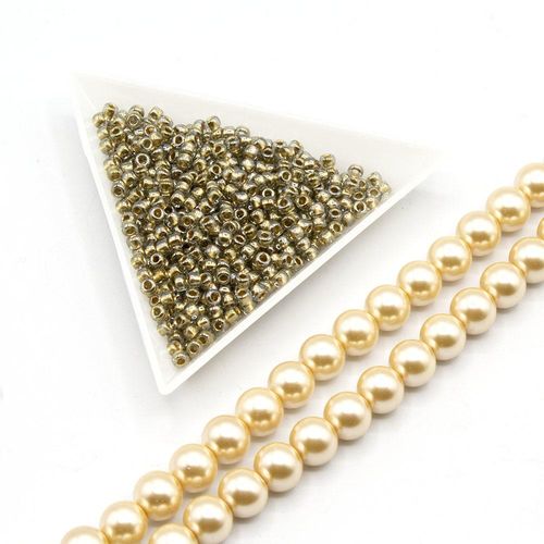 Aimee Necklace ecru diamond necklace making kit — DIY set with beads and instructions for creating handmade jewelry