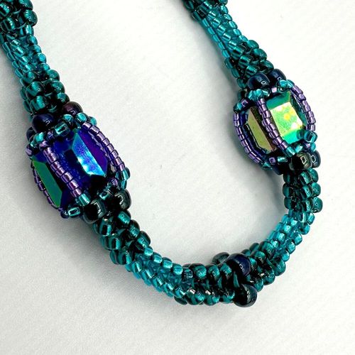 Opera Jewellery purple green jewelry making kit — DIY set with beads and instructions for creating handmade jewelry