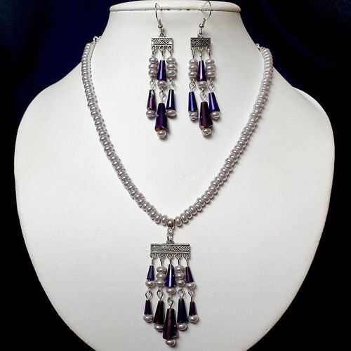 Carmen Cone Necklace & Earrings purple iris necklace making kit — DIY set with beads and instructions for creating handmade jewelry