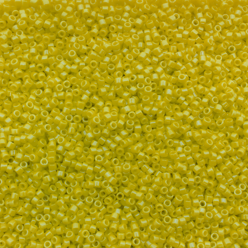 Toho Treasure Size 11 5g - Opaque Dandelion