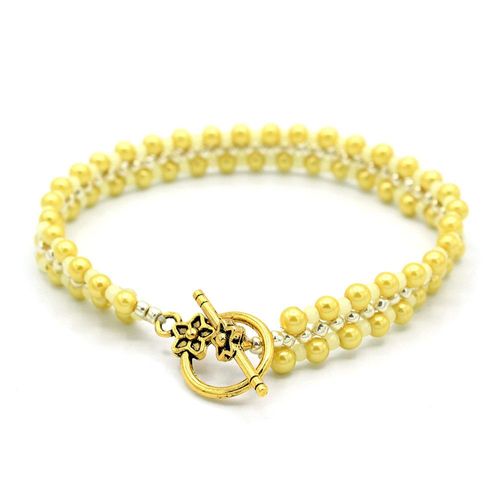 Mia Pearl Bracelet Makes 5 - Spring