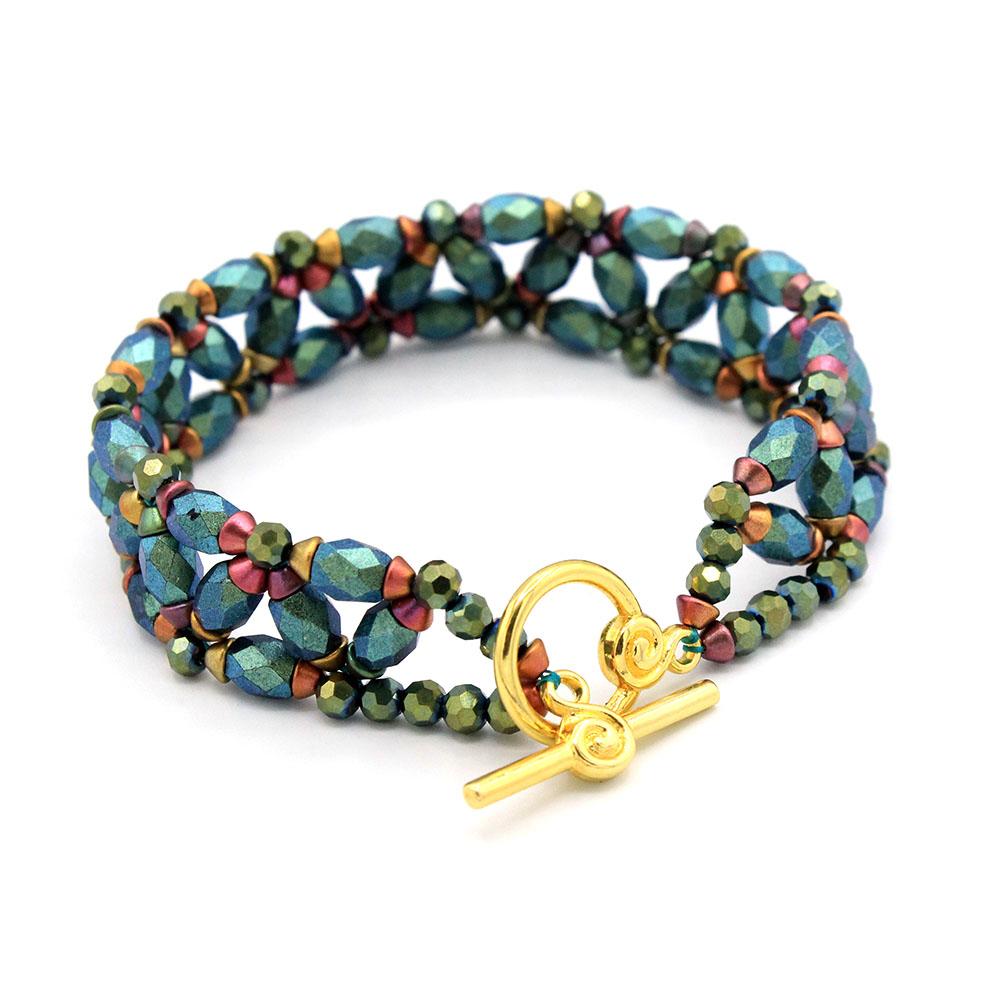 Baros Par Puca Bracelet green gold iris bracelet making kit — DIY set with beads and instructions for creating handmade jewelry