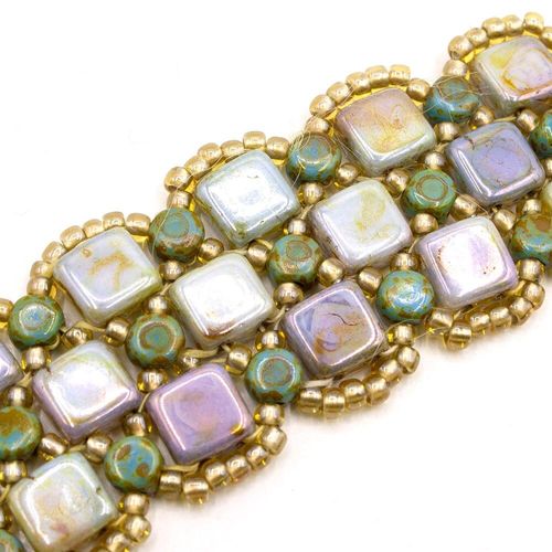Kali Bracelet gold green bracelet making kit — DIY set with beads and instructions for creating handmade jewelry