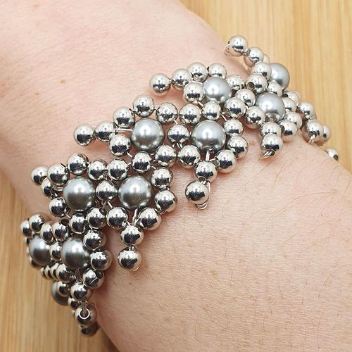 Yvonne Wire Bracelets french grey bracelet making kit — DIY set with beads and instructions for creating handmade jewelry