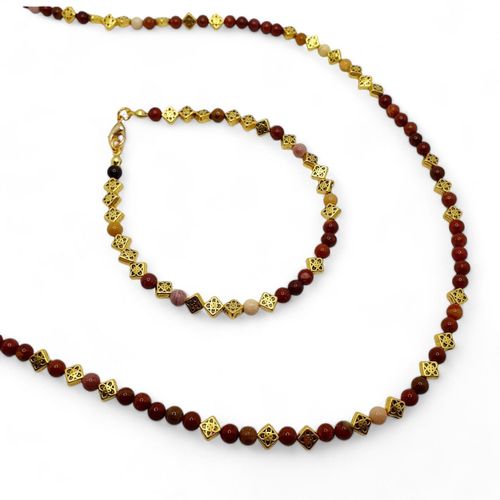 Alma Gemstone Jewellery mookite jewelry making kit — DIY set with beads and instructions for creating handmade jewelry