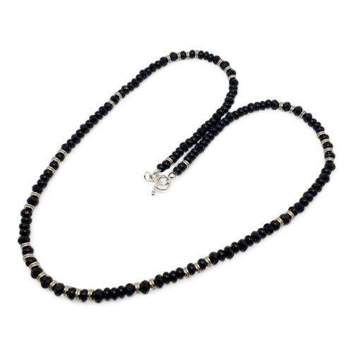 Galina Jewellery Set jet black jewelry making kit — DIY set with beads and instructions for creating handmade jewelry