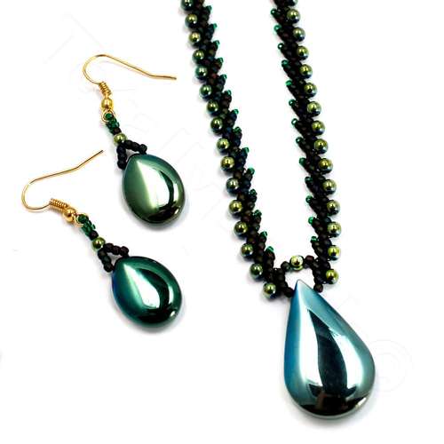 Anastasia Necklace Kit moss green necklace making kit — DIY set with beads and instructions for creating handmade jewelry