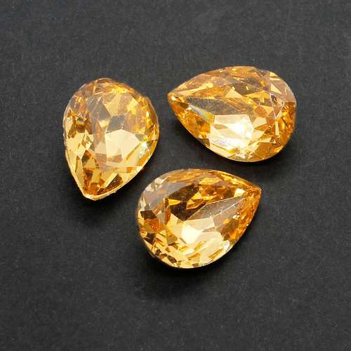18mm resin Rivoli stone champagne — faceted round crystal-style cabochon ideal for jewelry making, settings, and crafts