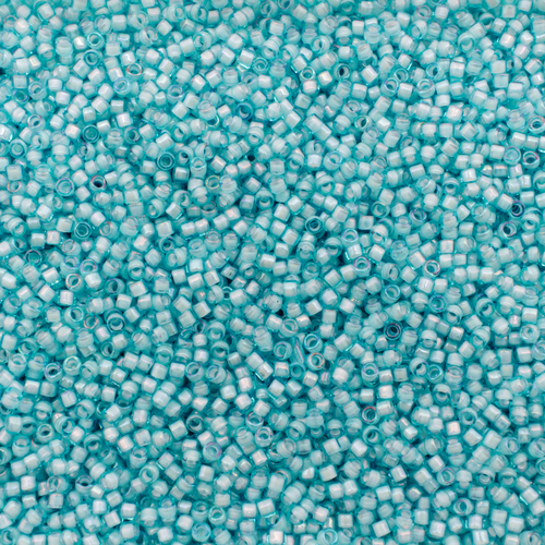 Toho Treasure Size 11 5g - White-Lined Lt Aqua