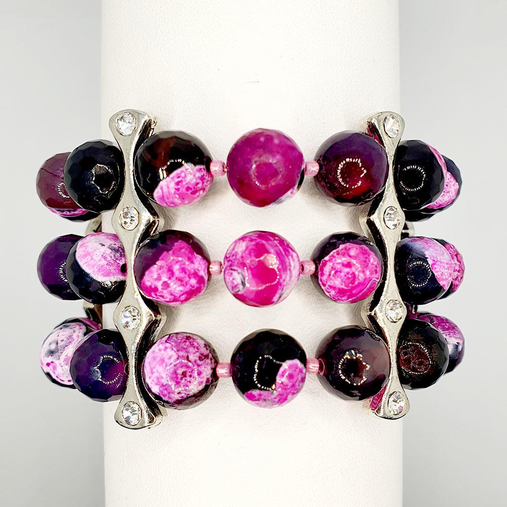 Maya Fire Agate Bracelet fuchsia black bracelet making kit — DIY set with beads and instructions for creating handmade jewelry