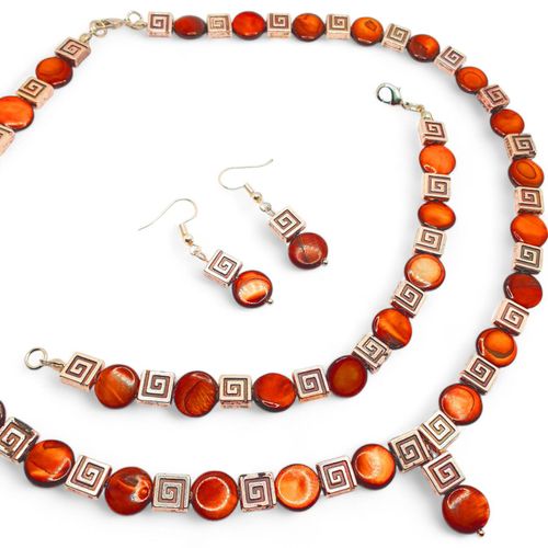 Shayla Shell Jewellery tan jewelry making kit — DIY set with beads and instructions for creating handmade jewelry