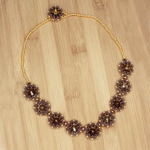Majestic 18mm Round Rivolis Jewellery Kit champagne jewelry making kit — DIY set with beads and instructions for creating handmade jewelry